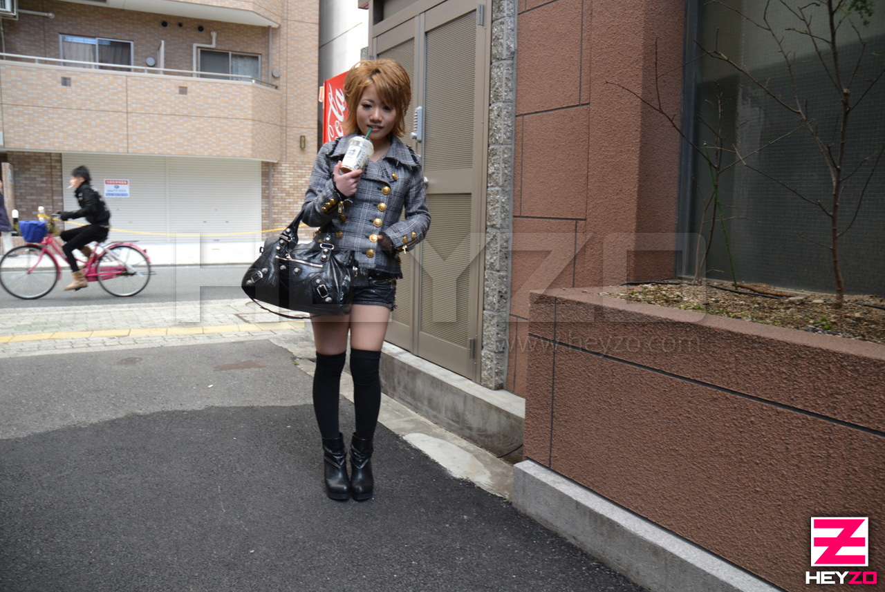 雑誌の取材だとおもっていたら…まさかの生ハメ・生中出し!!