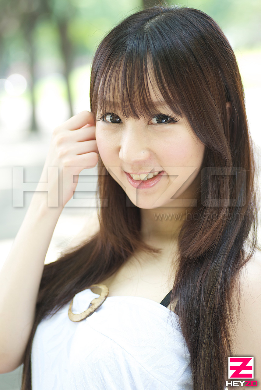 お触り居酒屋で美肌巨乳娘に中出し!