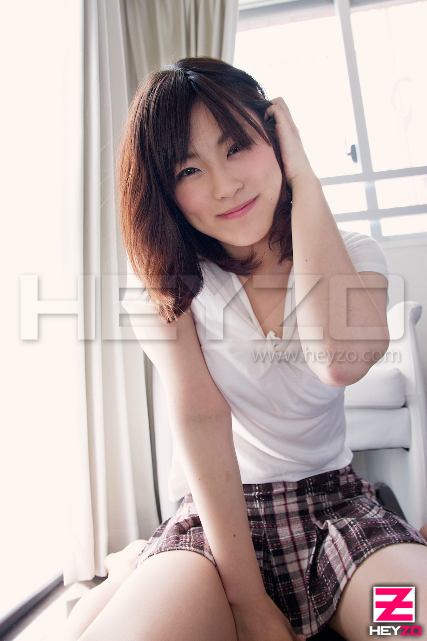 プライベートに密着!アツアツ素人カップルの自宅デートを激写