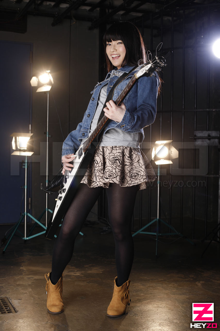 出待ちのファンが自宅に押しかけて・・・~逆恨みされた有名歌手~