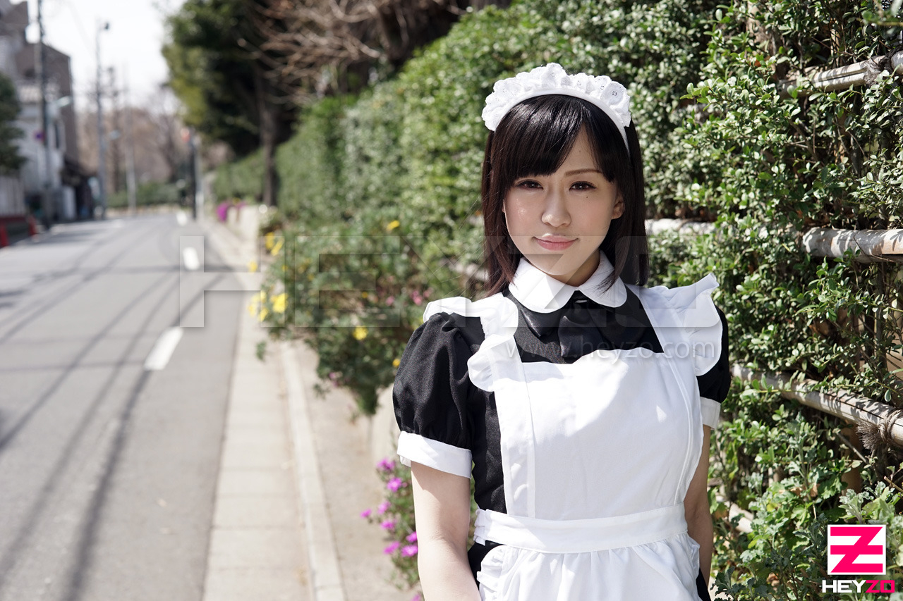 童顔メイドの秘密のご奉仕