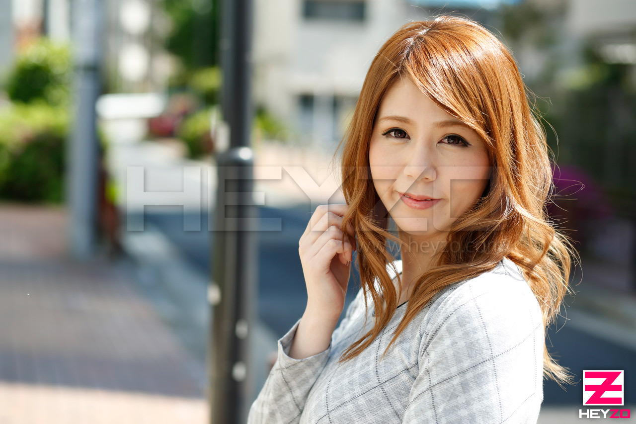 続々生中~ザーメン三昧の爆乳美女~