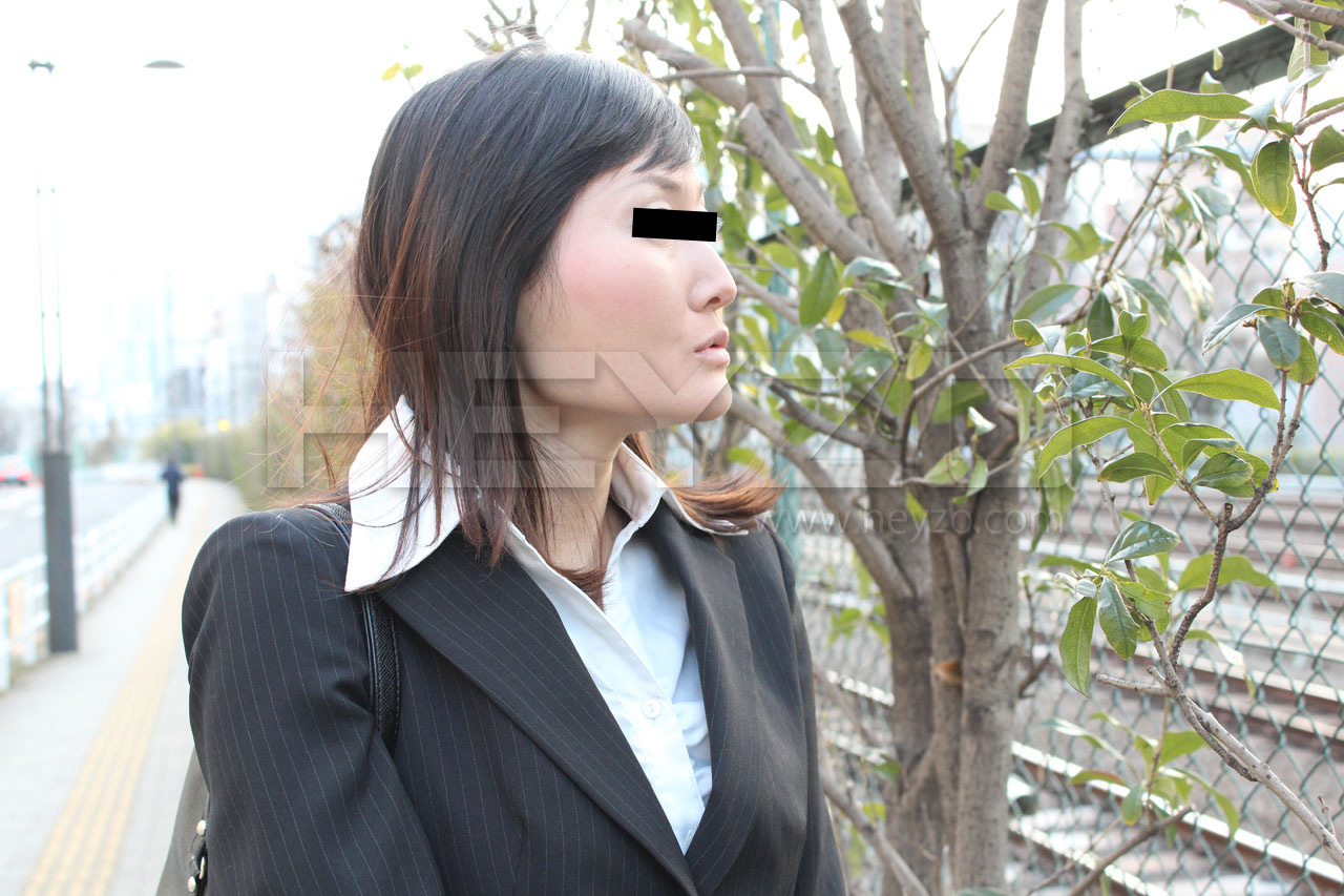 キャリアウーマンの渇き~ヤリ手セールスレディは欲求不満~