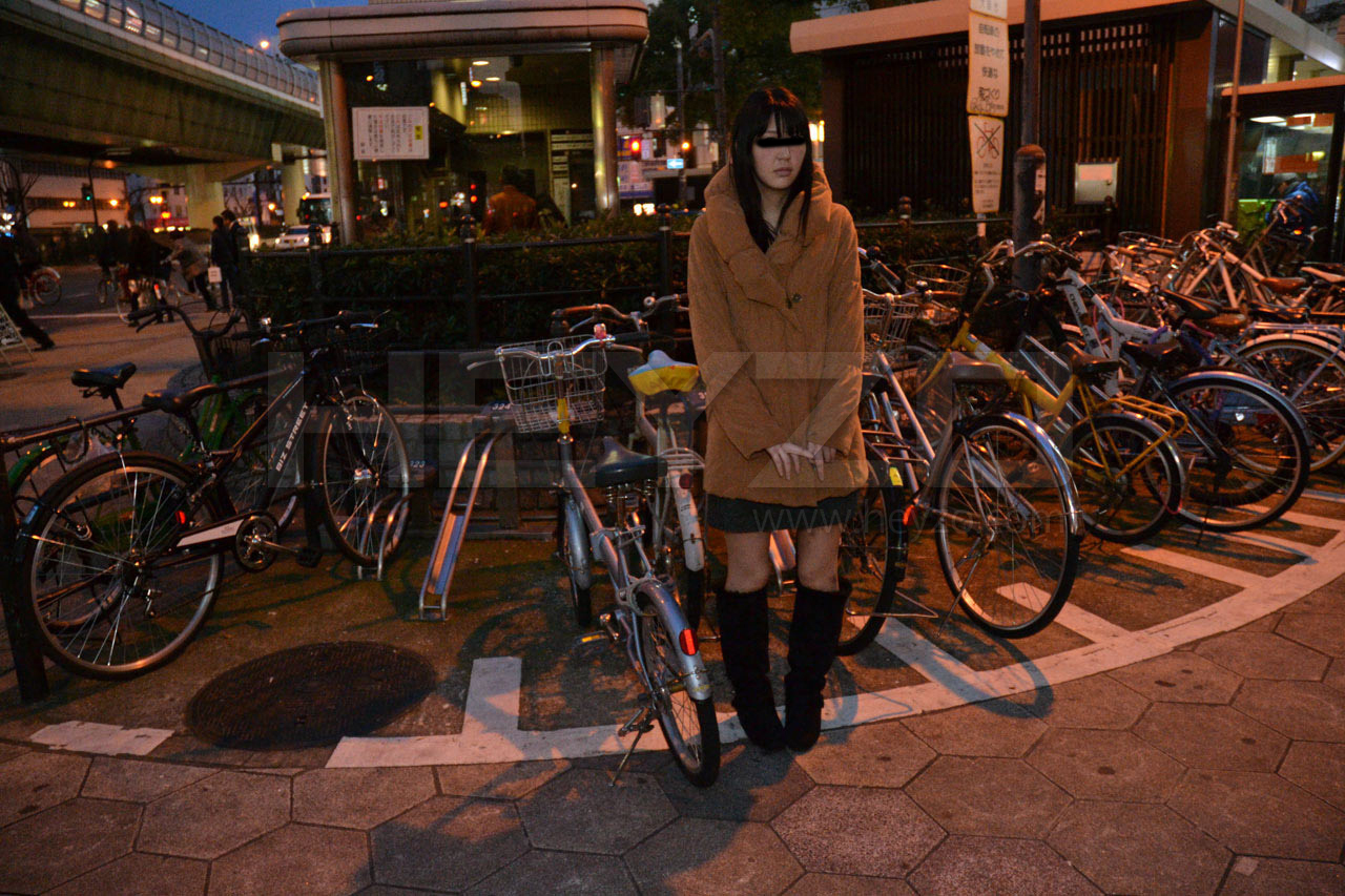駆け出しのAV女優に逆ナンさせてみました~優柔不断君をヤる気にさせて中出しまで許しちゃった~