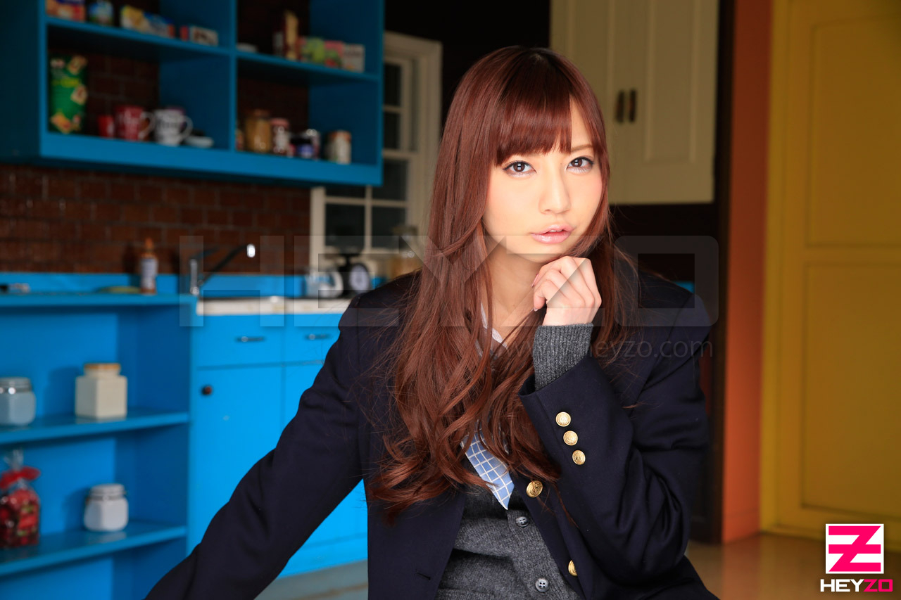 ギャルになって帰ってきた幼馴染~成長したカラダにしゃぶりつく~