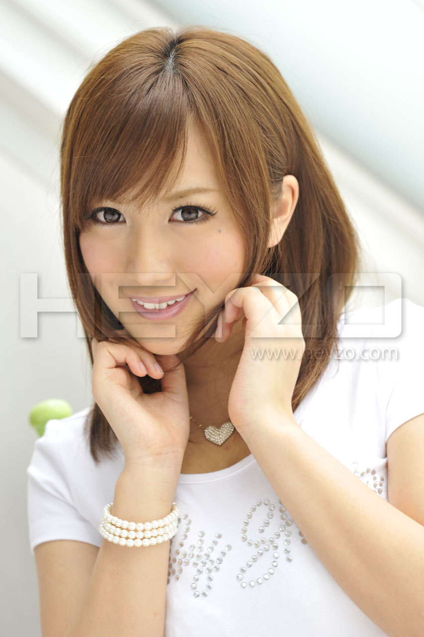 セクシーアイドル・水谷心音でもっと遊んじゃおう!